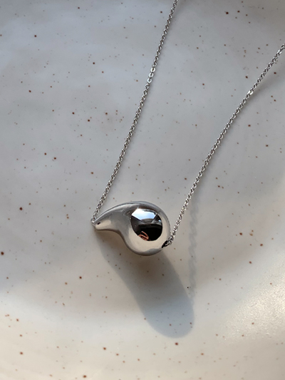 ���̹���