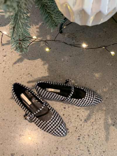 ���̹���