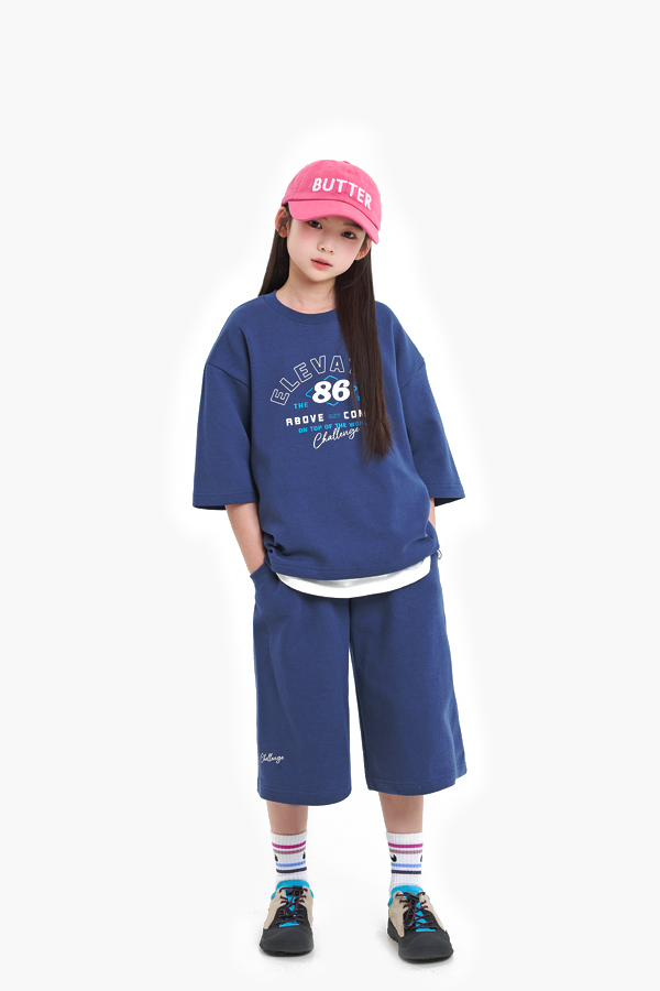 ̴